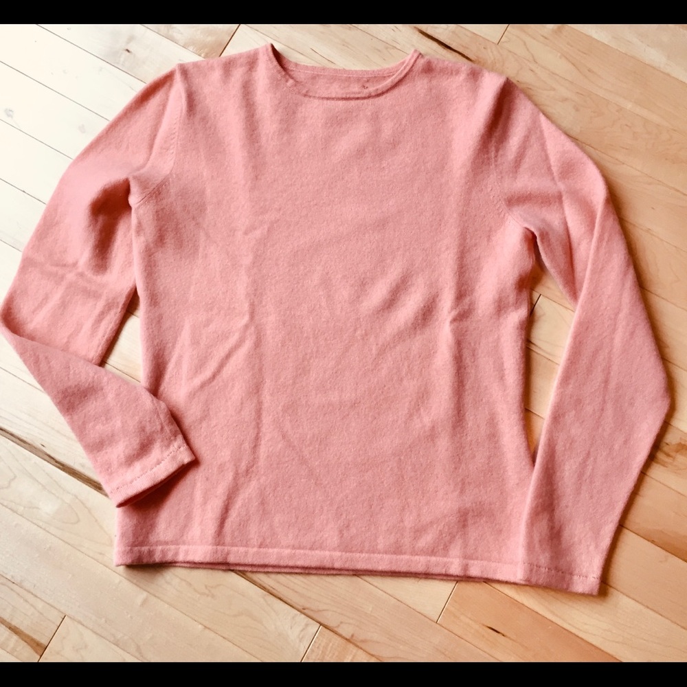 100% Cashmere crewneck sweater M